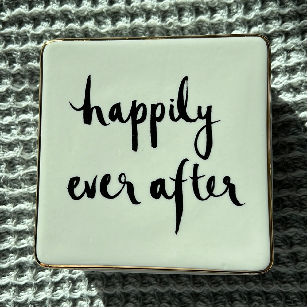 Kate spade bridal box